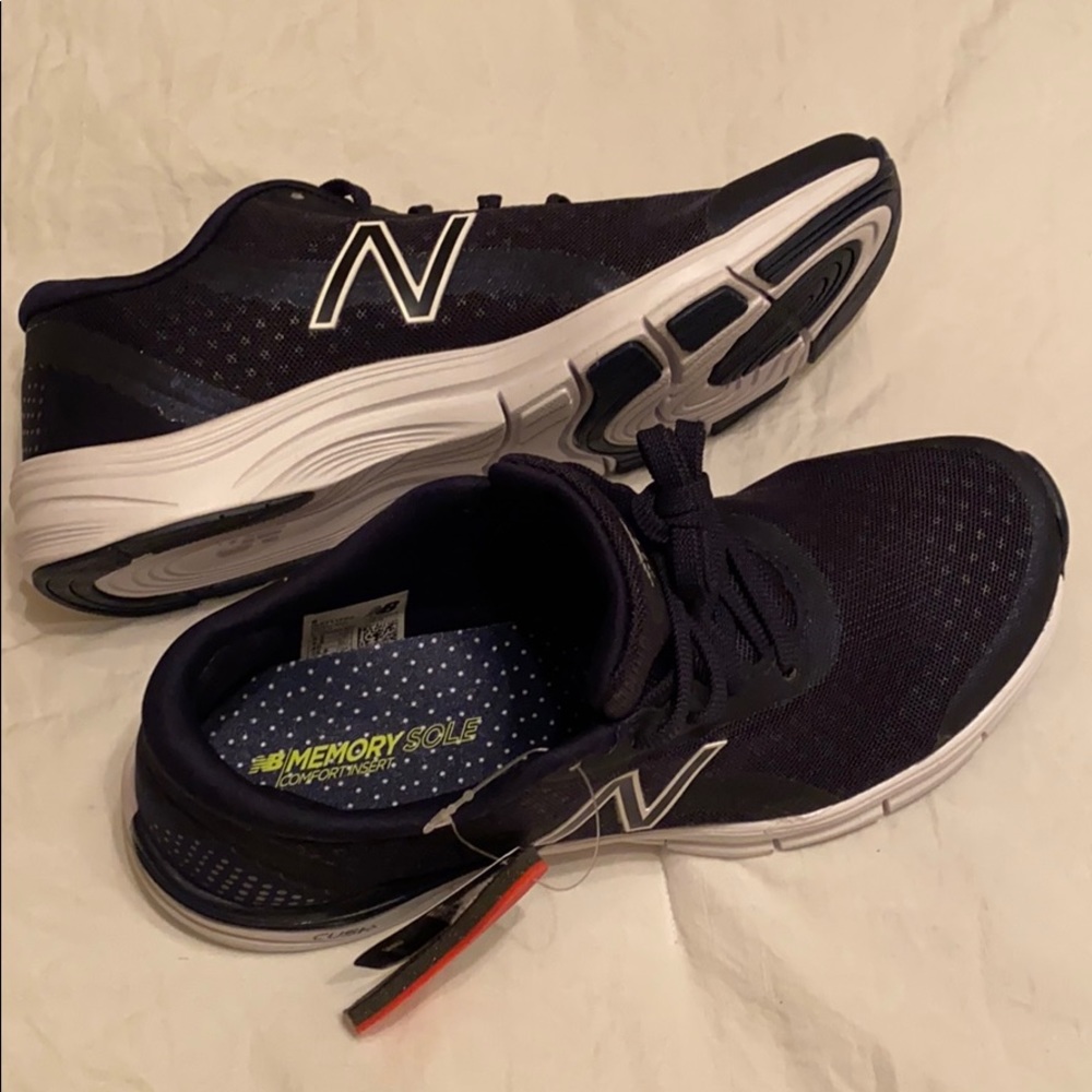 Black/Navy New Balance 711 Running Shoes